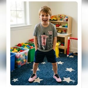 Kids Short Sleeve Graphic Tee in Gray and Pink - Messi 10